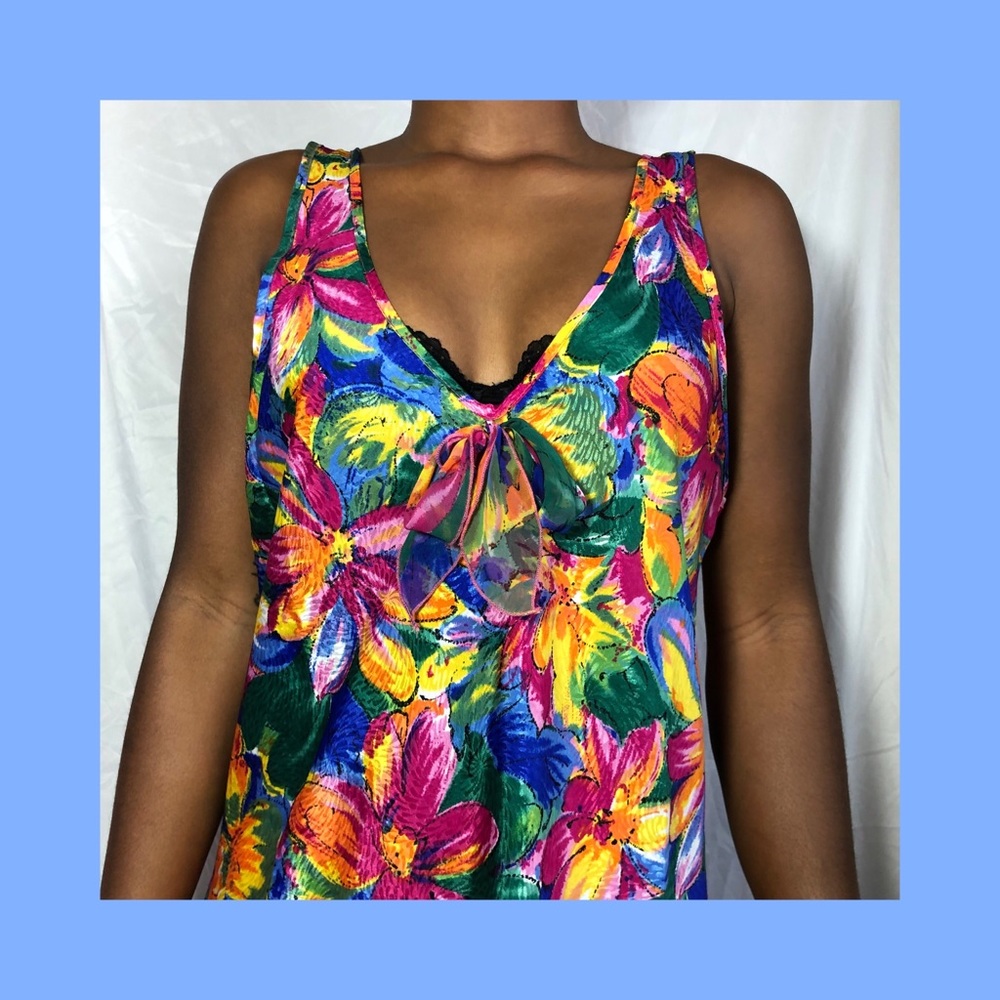 Vintage Cinema Etoile nightgown